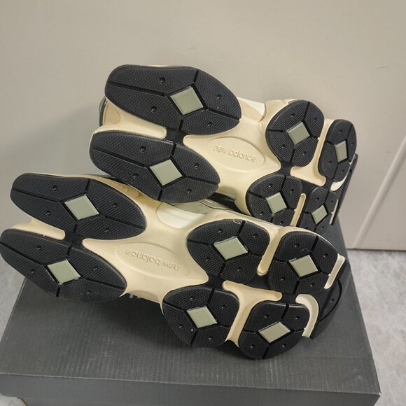 New Balance 90/60 'Dark Camo Dark Olive - Picture 8 of 9